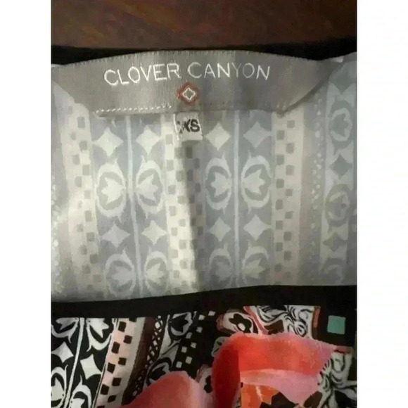 Clover canyon top - Picture 2 of 4